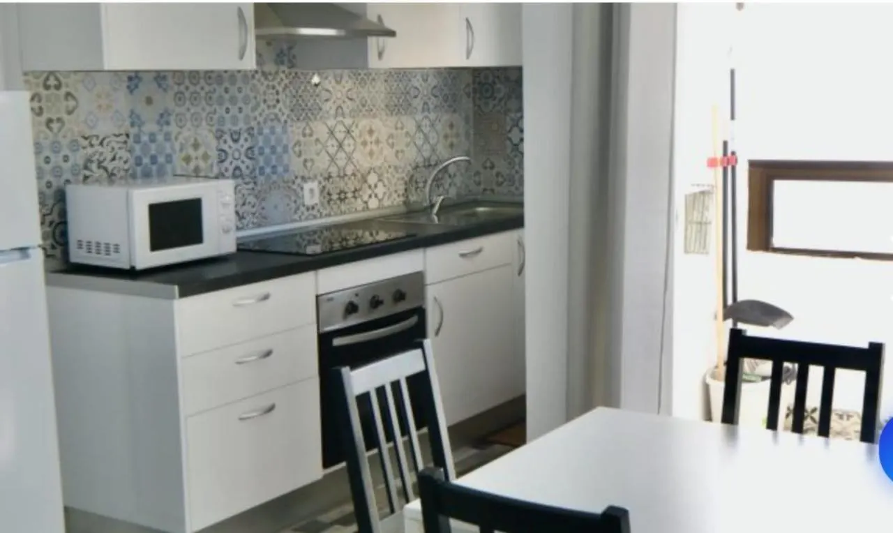 Nueva Europa Apartamentos contacts